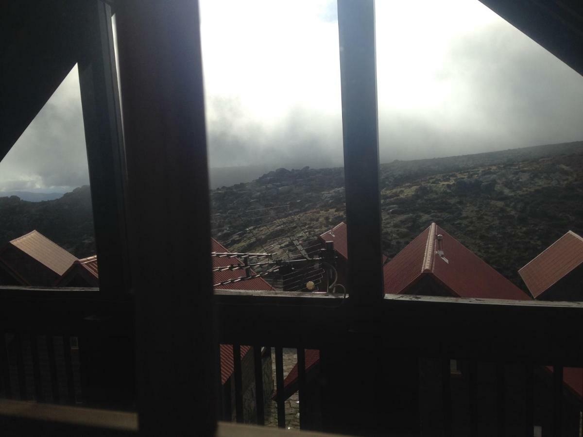Chales - Penhas Da Saude Villa Exteriör bild